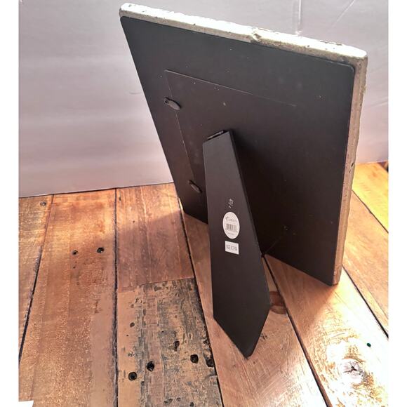 Painted Cement Handcrafted vintage look Photo Frame Picture Holder 5x7 photo - Picture 4 of 6